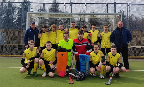 Хокеїсти Шосткинської КДЮСШ «Барса» здобули срібні медалі чемпіонату України