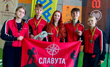 Юні туристи зі Славути відзначилася на Чемпіонаті України в закритих приміщеннях