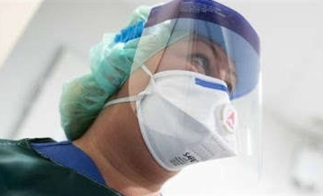 «Вони усі тікали за кордон»