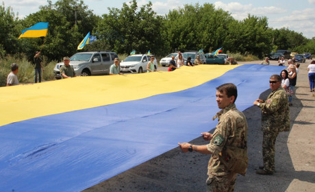 Автопробіг та урочистості до річниці звільнення селища Піски 