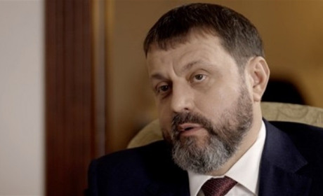 «Один народ» та «фашисти в Україні». Нардеп-зрадник Деркач дав перше інтерв’ю після втечі