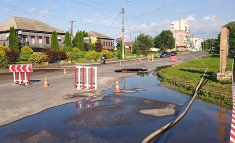 Мешканці району машинобудівного заводу у Золотоноші залишилися без води: що сталося