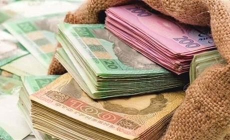 У Херсоні викрили двох підприємців, які під час окупації заволоділи коштами медичного закладу