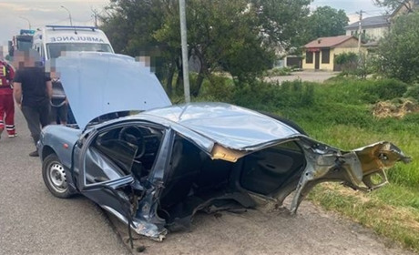 Автомобіль розірвало навпіл: на Черкащині сталася ДТП