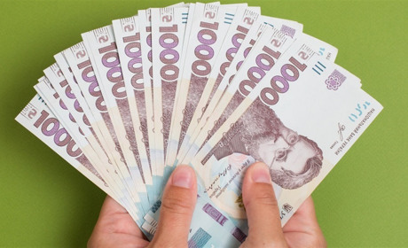 За реагування прокуратури діти-сироти з Шепетівщини отримають грошову допомогу
