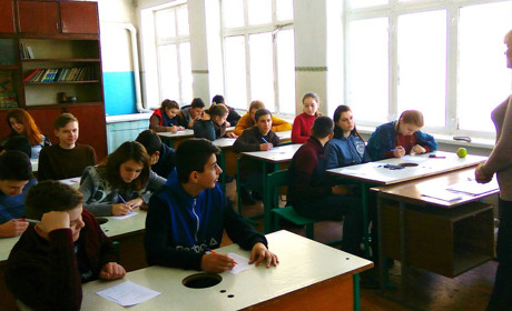 Підлітки Сергіївки дискутували про життєві цінності 