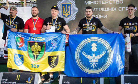 Неофіційний рекорд України і сім призових місць здобули гвардійці з Київщини на змаганнях захисників