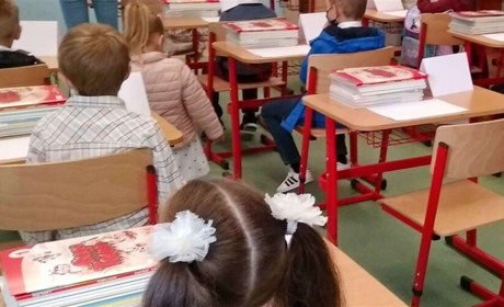 У польський школах вивчатимуть українську мову