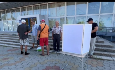 Нова Каховка: "вибори" без вибору