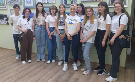 «Вступали — стався COVID, випускаються — війна»: викладачка Первомайської ДХШ про випускників 2022