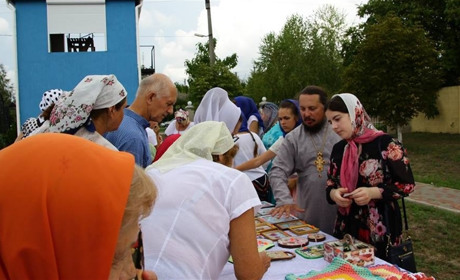 У Свято-Успенському храмі Біляївки відбувся ярмарок "Діти дітям": скільки коштів зібрали учасники 