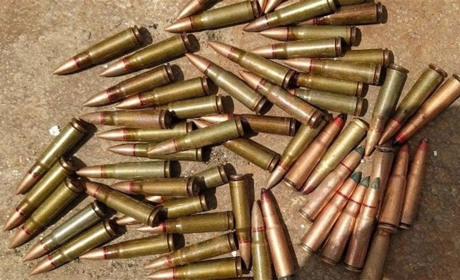 Незаконно хранили и продавали нелегальное оружие, от гранатомета до взрывчатки