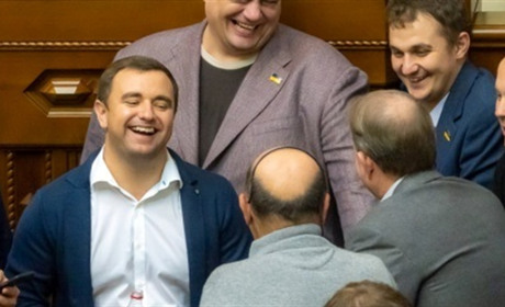 Суд арештував активи телеканалу, який належить нардепу-зраднику з Херсонщини