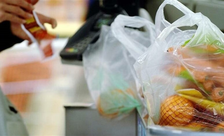 Пластиковые пакетики в супермаркетах и магазинах могут стать платными
