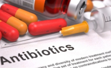 В Україні у 2022 році антибіотики відпускатимуть лише за електронними рецептами: чому так