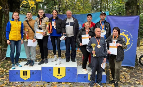 Команда Червоноградської громади посіла друге місце у змаганнях зі скандинавської ходьби