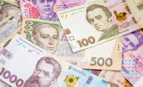 З 1 вересня ВПО з Херсонщини ризикують втратити грошову допомогу від держави: Кого це стосується