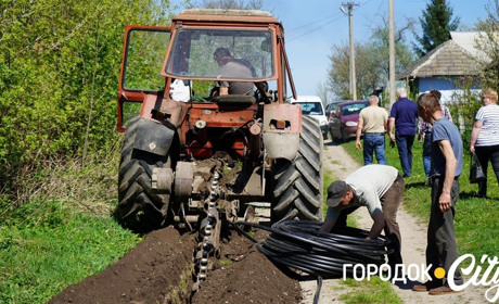 Новий водогін у Новому Світі. Нарешті всі мешканці села будуть із водою