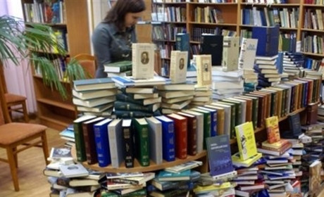 На ТОТ Донеччини та Луганщини майже не залишилося української літератури в бібліотеках