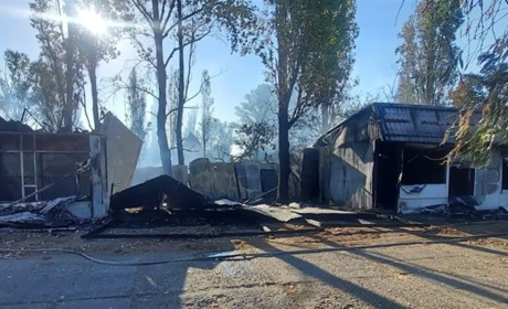 Мешканець Одещини хотів спалити листя та мотлох, а спалив базу відпочинку на Кароліно-Бугазі