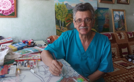 Лікар чи художник — Вадим Кирицев розповів, як перетворив лікарню у картинну галерею