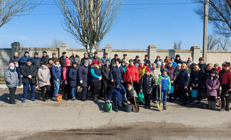 Петропавлівська громада насаджує ліс