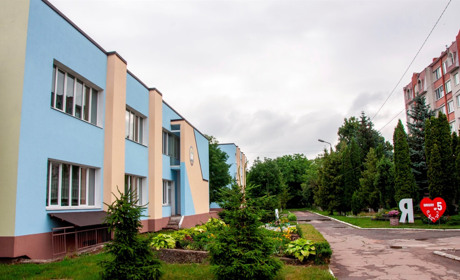 Випусники-2021 з Чорткова оригінально подякували своїй аlma-mater
