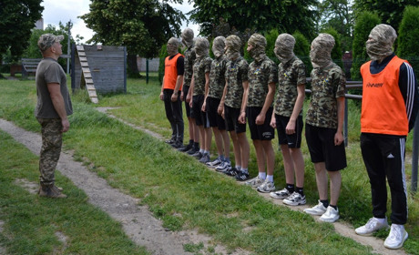 У Барському фаховому коледжі транспорту та будівництва провели відкрите заняття "Захист України"