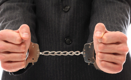 Ексголова сільради з Білокуракинщини отримав три роки за ґратами за корупційний злочин: подробиці