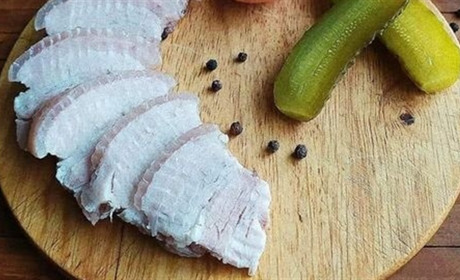 Готуємо сьогодні: смачнезне сальце "П'ятихвилинка"