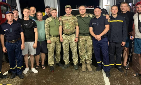 Авто від рятувальників. Городоччанин, який служить у війську, отримав подарунок від земляків