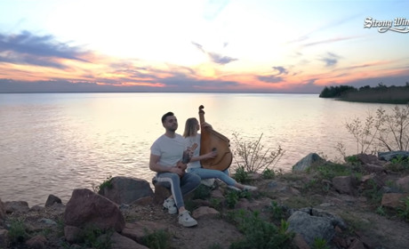 Somewhere Over The Rainbow на бандурі та окулеле — слухаємо черговий кавер від херсонки та киянина