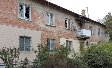 У Новій Каховці обстрілами пошкоджені будинки в історичній частині міста