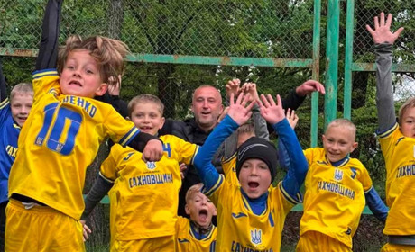 Юні сахновщани здобули срібло на «Girnyk football» — блискуча гра та визнання найкращого гравця