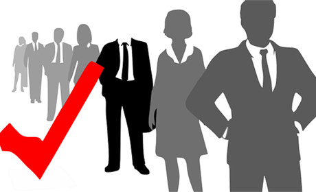 Вибори у Старокостянтинові: 14 кандидатів на одне крісло у Верховній Раді 