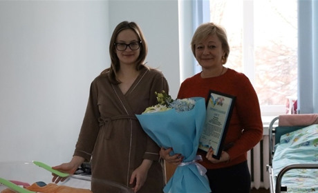 У Звягелі привітали першого новонародженого мешканця міста у 2026 році