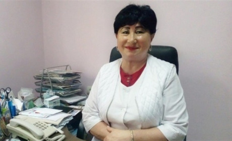 Перший в Україні гепатолог, яка нині працює в Рівному, починала лікарем-педіатром у Новій Рафалівці