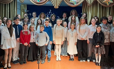 Від дитячих мініатюр до камерної глибини: у Старокостянтинові відбувся концерт фортепіанної музики