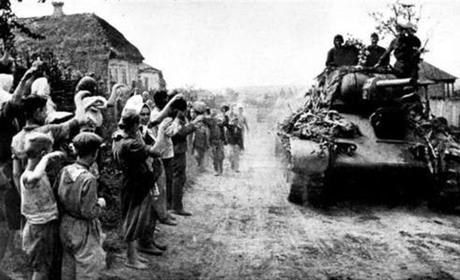 28 жовтня – День визволення України від фашистських загарбників: свята, події, народні прикмети