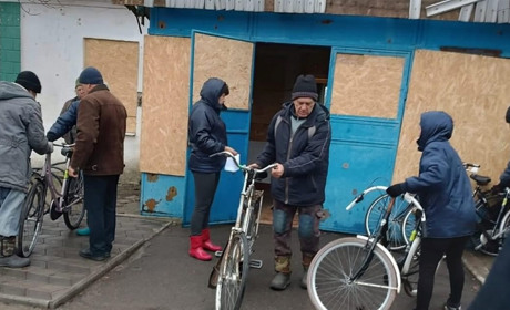 Мешканці Волноваського району отримали велосипеди від благодійників — про ситуацію на 4 грудня