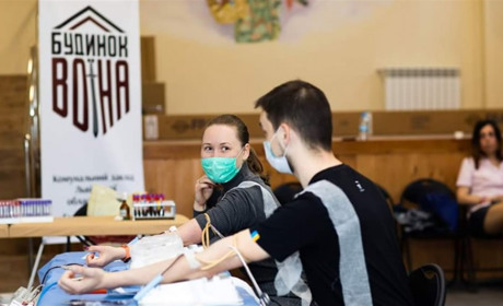 Львівський обласний Будинок воїна запрошує долучитися до здачі крові для важкохворих