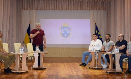 Круглий стіл для малого бізнесу у Біляївці: пропозиції крафтовикам, ідея нового туристичного об’єкту