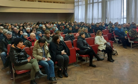 Громадськість згуртувалася обороняти свій край
