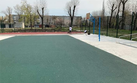 У місті з’являються нові багатофункціональні спортмайданчики