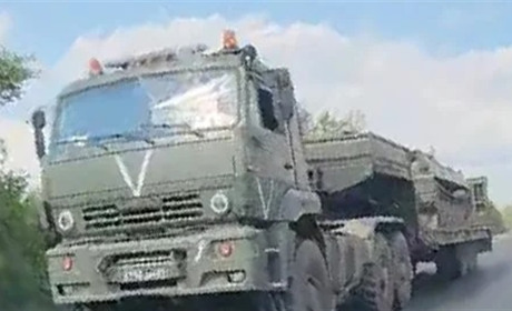 На Мелітопольщину ворог активно перекидає техніку та живу силу