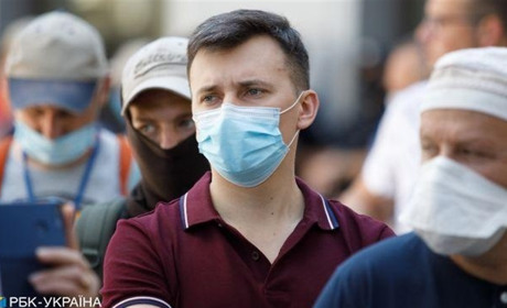 З вірусом Херсон і 5 районів 