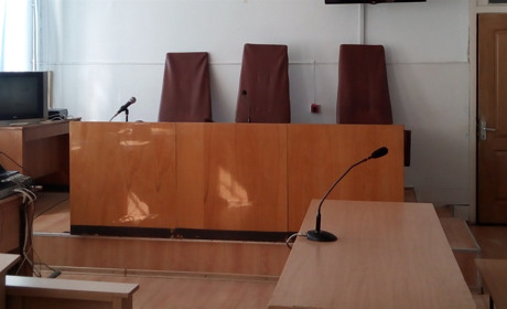 У Новій Каховці окупаційний «суддя» виніс вирок по Zoom із вимкненою камерою