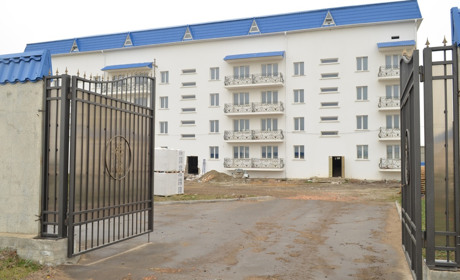 В Біляївському районі будують хоспіс для онкохворих: допоможіть продуктами для будівельників