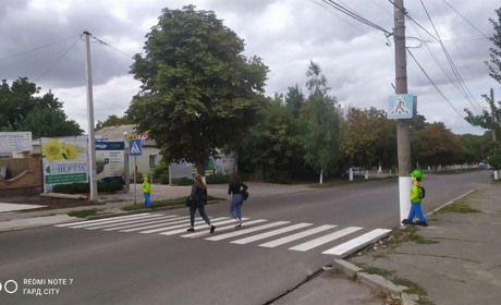 У Первомайську на дорогах: новенька розмітка та «лежачий поліцейський» на Одеській