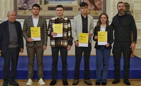 Учні Кременеччини отримають стипендію Президента України